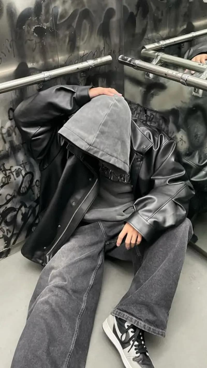 Пример фотографии: Hoodie Underpass
