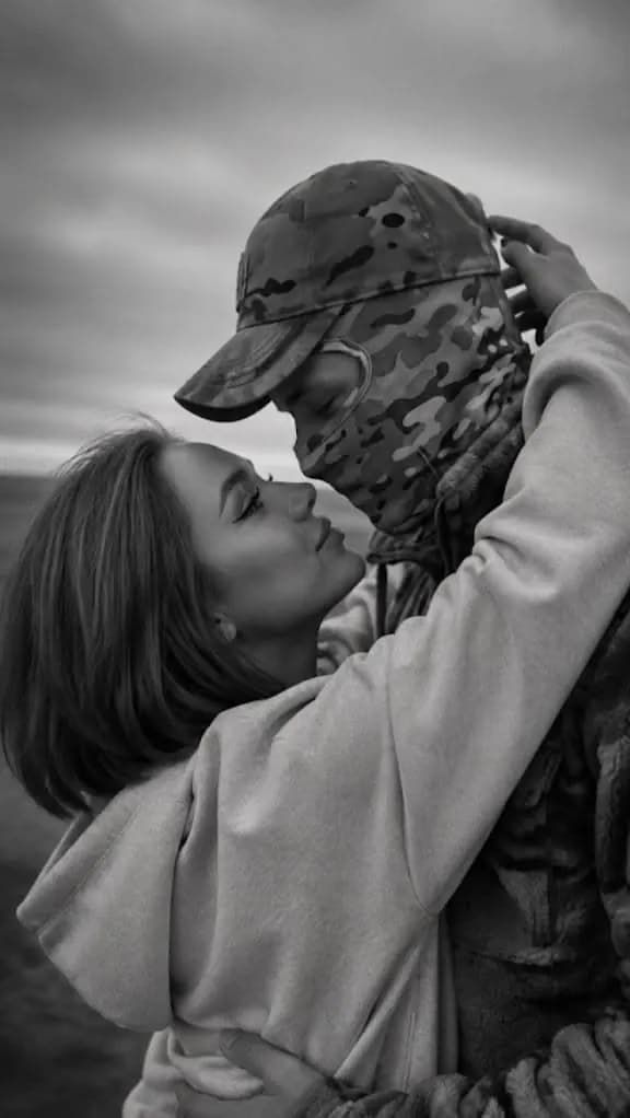 Пример фотографии: Cap and Embrace