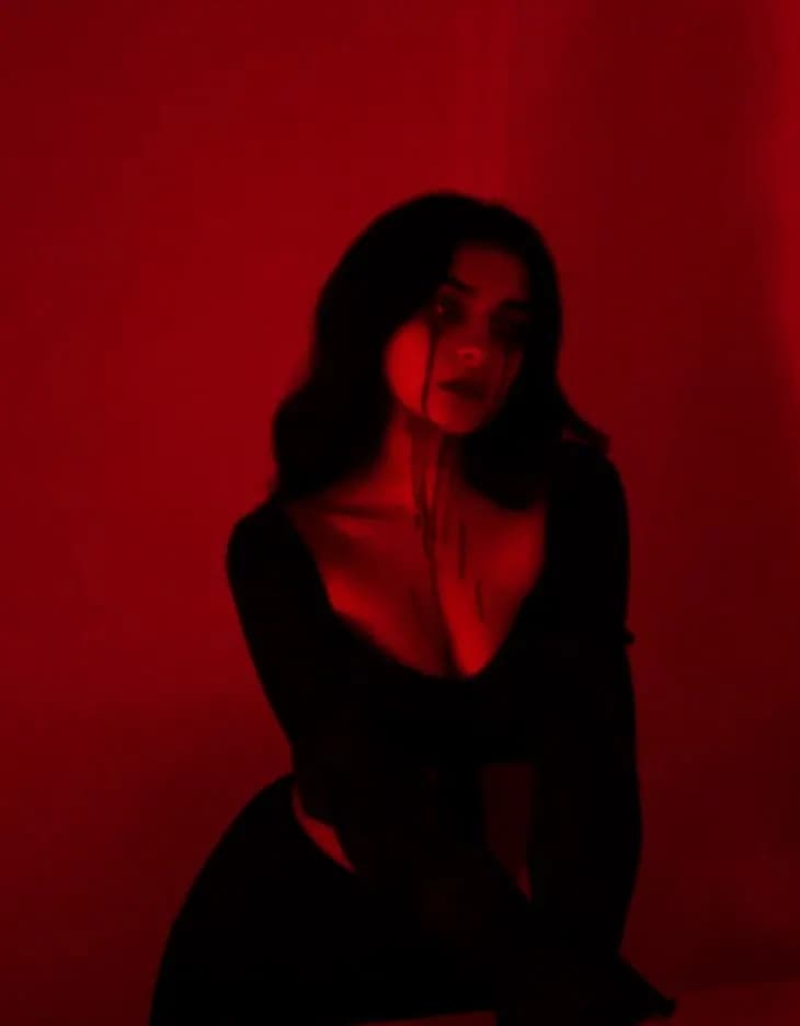 Пример фотографии: Deep Red