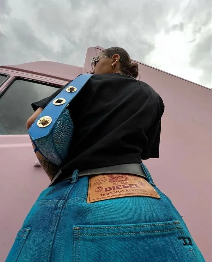 Пример фотографии: Pink Van